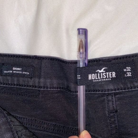 Men’s Hollister Skinny Advanced Stretch black distressed jeans. 32x32 - Picture 3 of 3